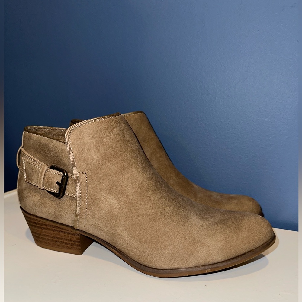 Tan Boots